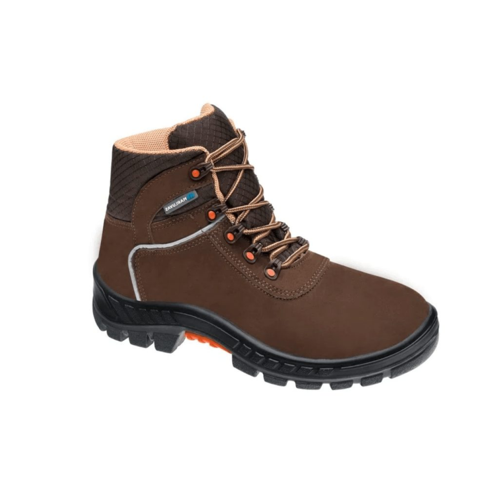 Botina em Nobuck Premier – Marca Marluvas – Solado Bidensidade – Bico de PVC – Cor Marron